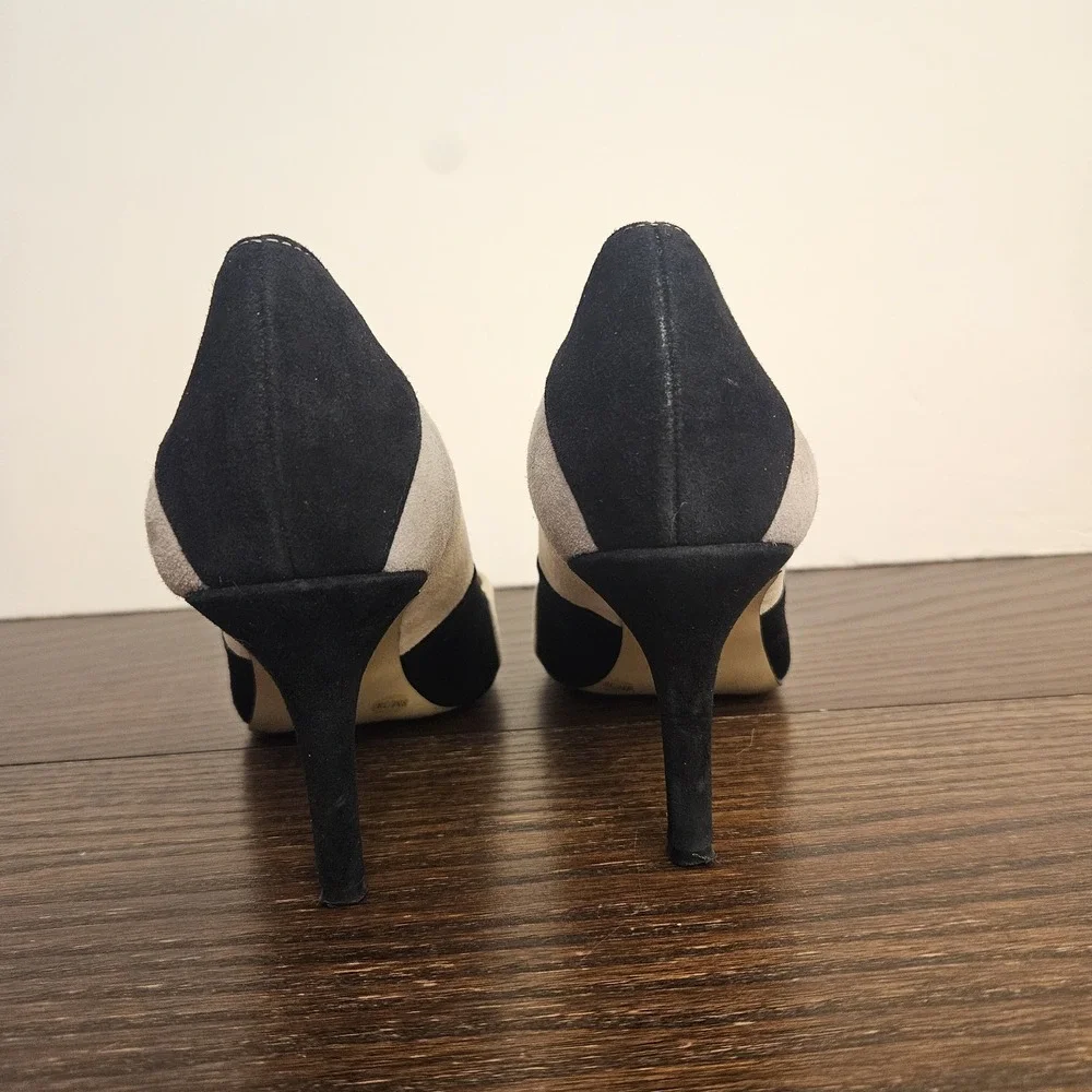 BCBGeneration Womens 8M Suede Patchwork Pumps Black Gray Cream Pointed Toe— Chic